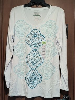 Earth Yoga White Long Sleeve Tee with Teal Blue Medallion Print